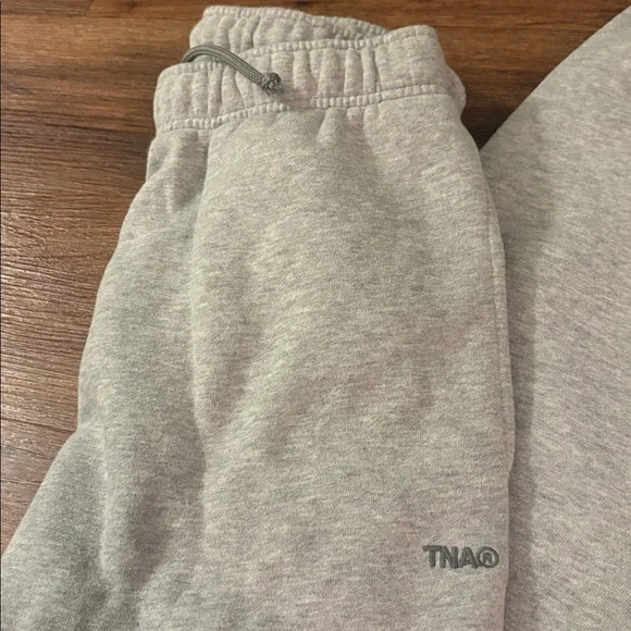 TNA Cozy Sweatfleece Mega Joggers Heather Chrome - Picture 4 of 5